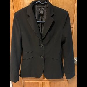 Women  Size 4 Black blazer By KAOS . Used Like New